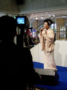 2011-4-21-guest-makiyuko-3.jpg