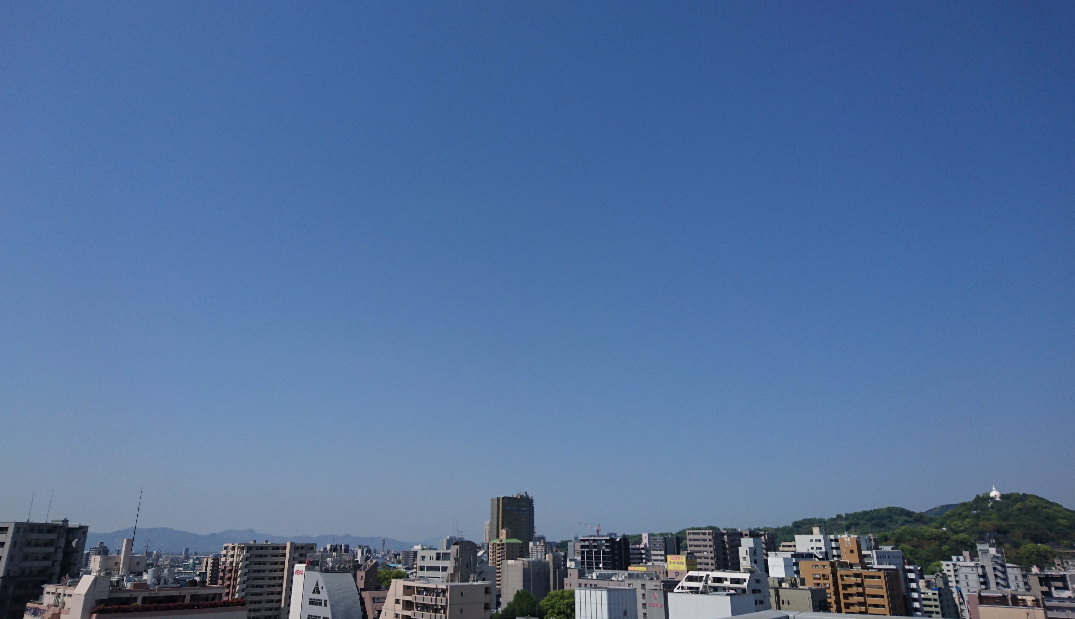 晴れ続く 空を見上げると 空色日記